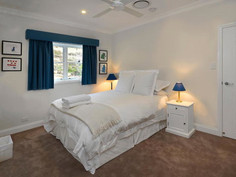 Gypsy Willows - Accommodation Redcliffe 4