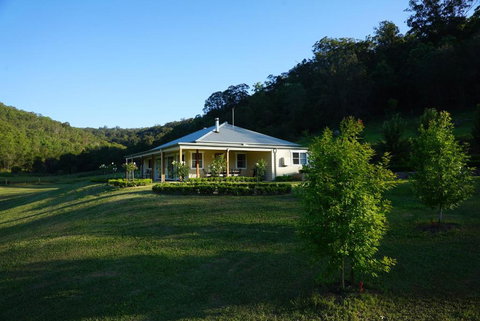 Gypsy Willows - Accommodation Redcliffe 3