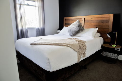 Revive Central Apartments - Accommodation Redcliffe 0