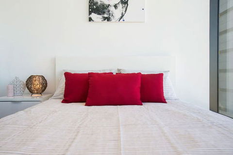 C3CBD Melbourne Apartment - Accommodation Redcliffe 7