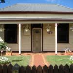 Bloomsbury Cottage - Accommodation Redcliffe 1