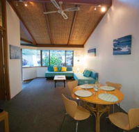 Sea Urchin Apartment - Accommodation Redcliffe