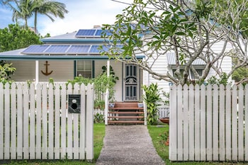 A PERFECT STAY - Anchored In Byron - Accommodation Redcliffe 0