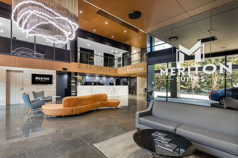 Meriton Suites North Sydney - Accommodation Redcliffe 4