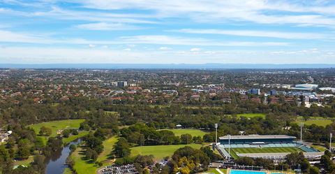 Meriton Suites Church Street, Parramatta - Accommodation Redcliffe 4