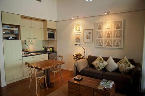 Taman Sari Private Pavilions - Accommodation Redcliffe 2
