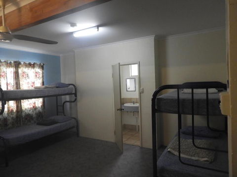 Kalbarri Backpackers YHA - Accommodation Redcliffe 4
