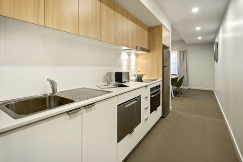 Quest Griffith - Accommodation Redcliffe 7