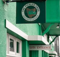 The Pickled Frog - Accommodation Redcliffe