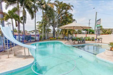 Galaxy Mackay Motor Inn - Accommodation Redcliffe 0