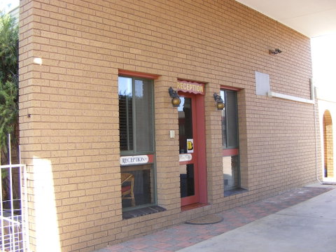 Eaglehawk Motel - Accommodation Redcliffe 2