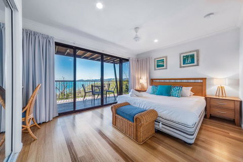 Panorama 12 - Accommodation Redcliffe 2