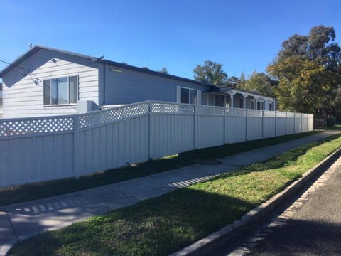 Mystic Blue & Green Meadow - Accommodation Redcliffe 4
