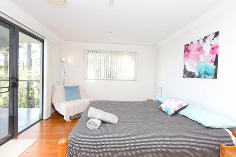 Brae Villa - Accommodation Redcliffe 5