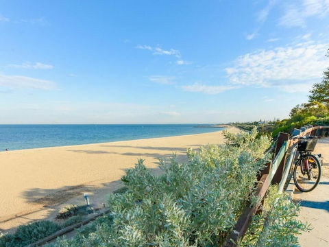 BOUTIQUE STAYS - Hampton Hub - Accommodation Redcliffe 5