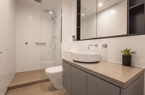 BOUTIQUE STAYS - Hampton Hub - Accommodation Redcliffe 1