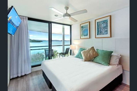 Waves 08 - Apartments - Accommodation Redcliffe 5