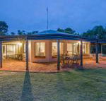 Yallingup Pet Friendly Bush Retreat - Accommodation Redcliffe