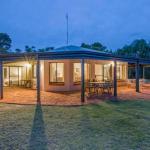 Yallingup Pet Friendly Bush Retreat - Accommodation Redcliffe 0