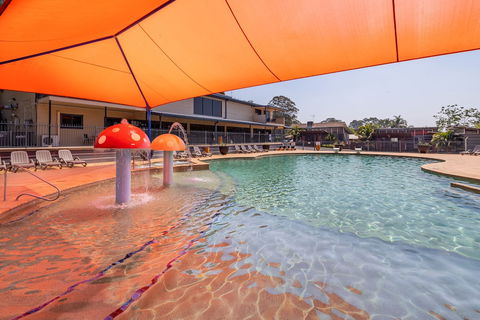 Ingenia Holidays Avina - Accommodation Redcliffe 2