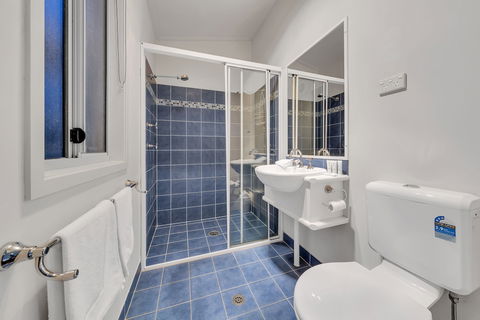Ingenia Holidays Avina - Accommodation Redcliffe 6