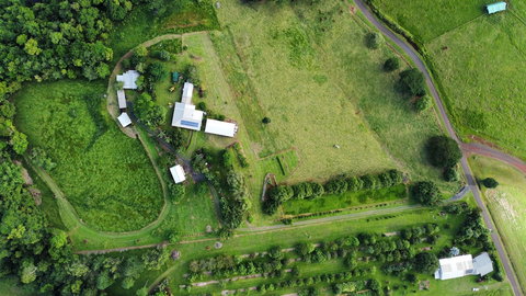 Mena Creek Flower House - Accommodation Redcliffe 1