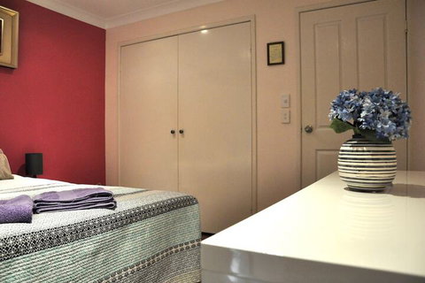 TL Warmest Homestay - Accommodation Redcliffe 5