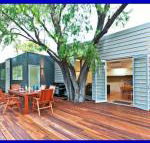 Whatmans Beach House - Accommodation Redcliffe
