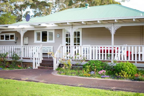 Park Farm Retreat - Accommodation Redcliffe 2