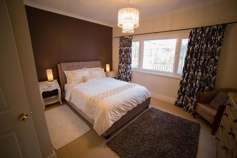 Park Farm Retreat - Accommodation Redcliffe 5