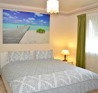 Chillax - Accommodation Redcliffe