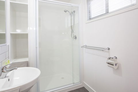 Daylesford Holiday Park - Accommodation Redcliffe 5