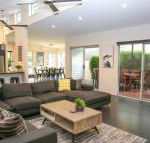 Decked Out at Bright - Accommodation Redcliffe