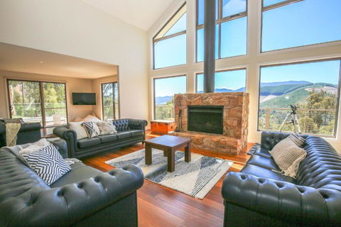 Kangaroo Lodge - Accommodation Redcliffe 1