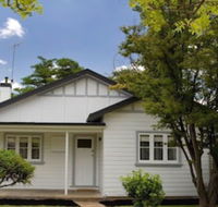 The Sampson - Orange - Accommodation Redcliffe