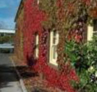 Oast Inn - Accommodation Redcliffe