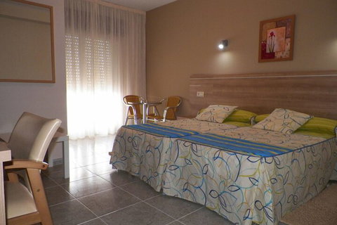 Boutique Stays Hidden Sanctuary - Accommodation Redcliffe 5