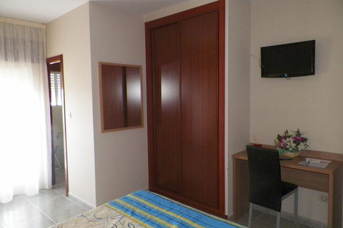 Boutique Stays Hidden Sanctuary - Accommodation Redcliffe 4