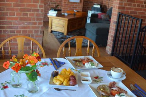 The Wicked Villa - Accommodation Redcliffe 2