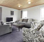 Moose 9 - Accommodation Redcliffe