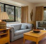 Discobolus 2 - Accommodation Redcliffe