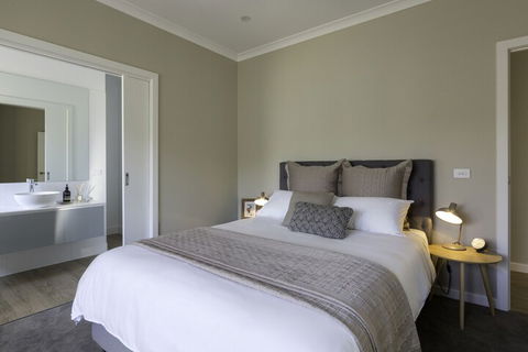 Winter Home - Our Place At Bright - Accommodation Redcliffe 6