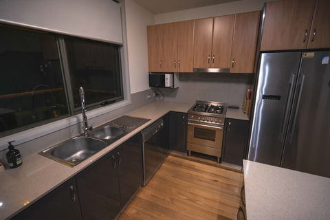 Dacelo - Accommodation Redcliffe 2