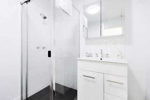 Swainson On Synagogue - Accommodation Redcliffe 3