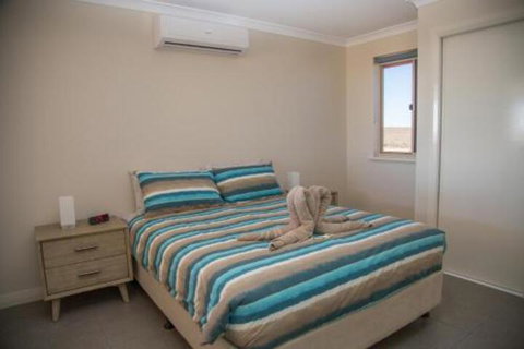 Peoples Park - Accommodation Redcliffe 5