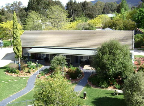 Greenvale Holiday Units - Accommodation Redcliffe 1