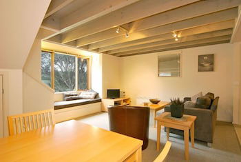 Merlot - Accommodation Redcliffe 1