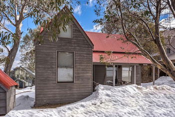 Smoko - Accommodation Redcliffe 3