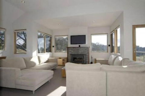 Ski Break - Accommodation Redcliffe 2