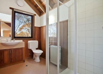 Double Bridges - Accommodation Redcliffe 1